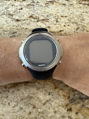 Suunto d6i novo decompression - suunto,